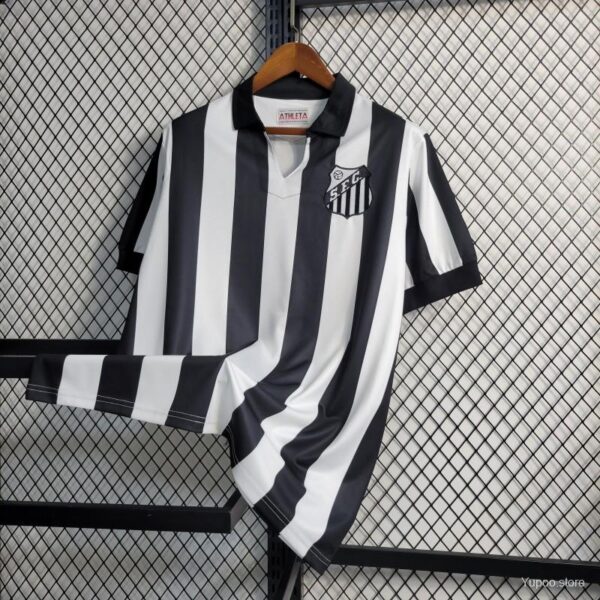 Camiseta Santos FC 1960 Retro Local - detalle escudo y cuello