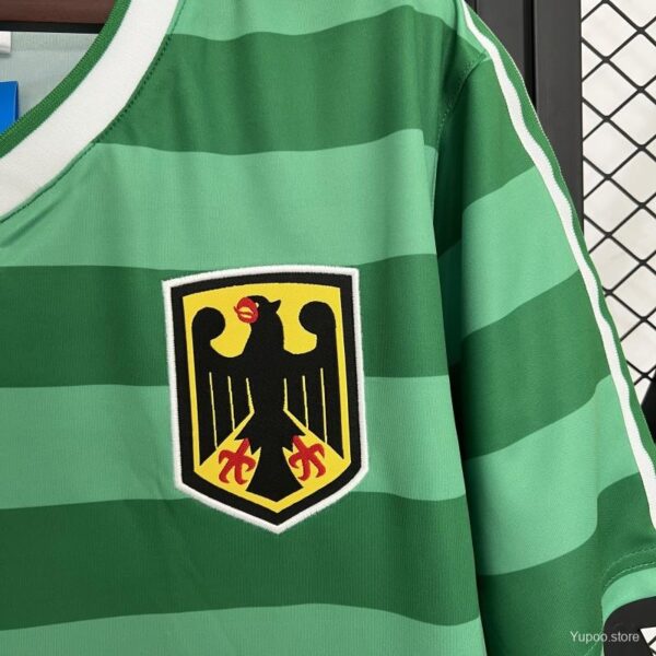 Camiseta Alemania 1986 Retro Local - detalle escudo