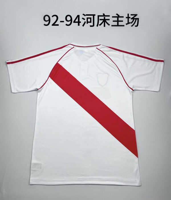 Camiseta River Plate 1992 Local - detalle escudo