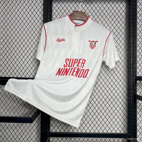 Camiseta Sevilla FC 1994 Retro Local - detalle escudo