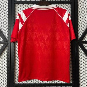 Camiseta Sevilla FC Retro Local - detalle escudo y cuello