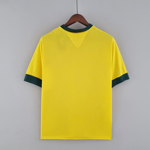 Camiseta Brasil 1970 Retro Local - detalle escudo