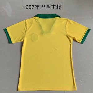 Camiseta Brasil 1957 Retro Local - detalle escudo