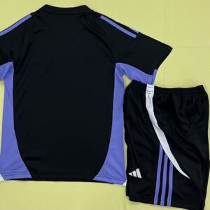 Conjunto de Entrenamiento Colo Colo 2025/2026 Niño - detalle escudo