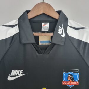 Camiseta Colo-Colo 1995 Visita - detalle escudo