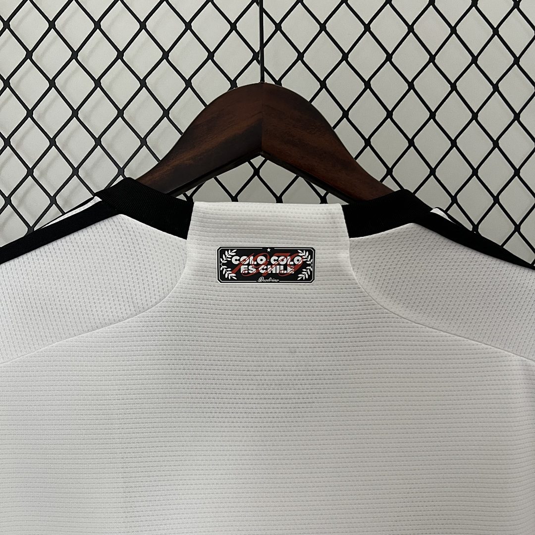 Camiseta Colo-Colo 2024/25 Local Mujer - detalle escudo