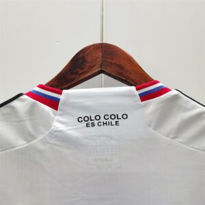 Camiseta Colo-Colo 2023/24 Local - detalle escudo