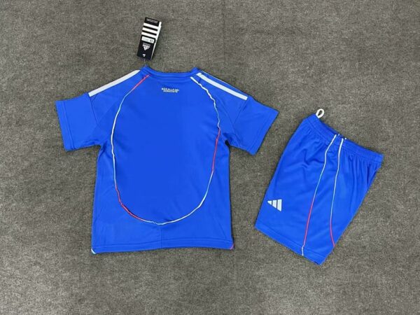 Camiseta Universidad de Chile 2025/26 Local Niño - detalle escudo