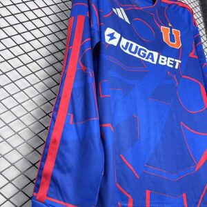 Camiseta Universidad de Chile 2026/27 Manga Larga Local - detalle escudo