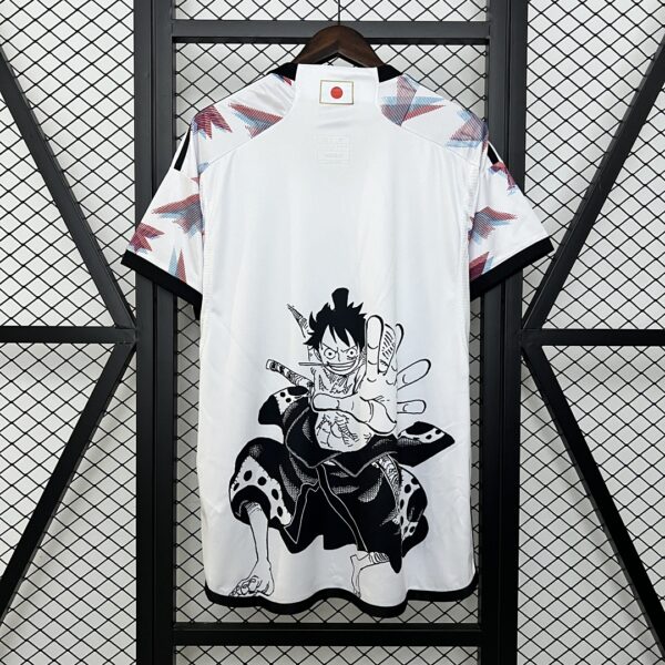 Camiseta Japón 2024 Edición Especial - detalle gráfico Luffy