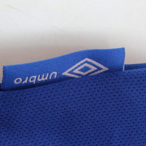 Camiseta Nacional de Montevideo 2024/25 Local - detalle escudo