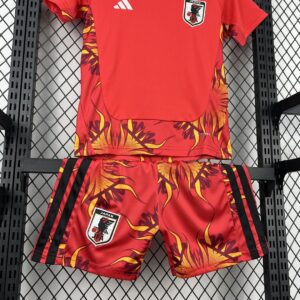Camiseta Japón 2026 Local Niño - detalle escudo