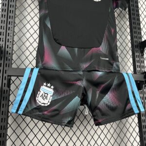 Camiseta Argentina 2026 Visita Nino - detalle escudo