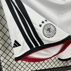 Camiseta Alemania 2026 Local - detalle escudo