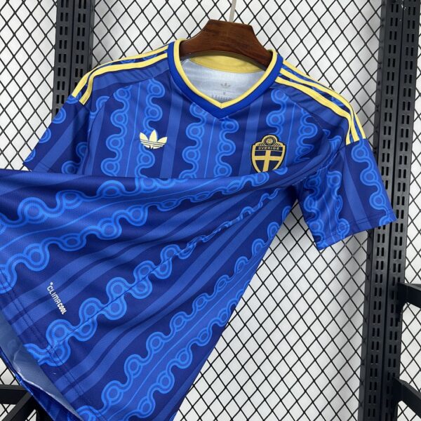 Camiseta Suecia 1992 Retro Visita - detalle escudo