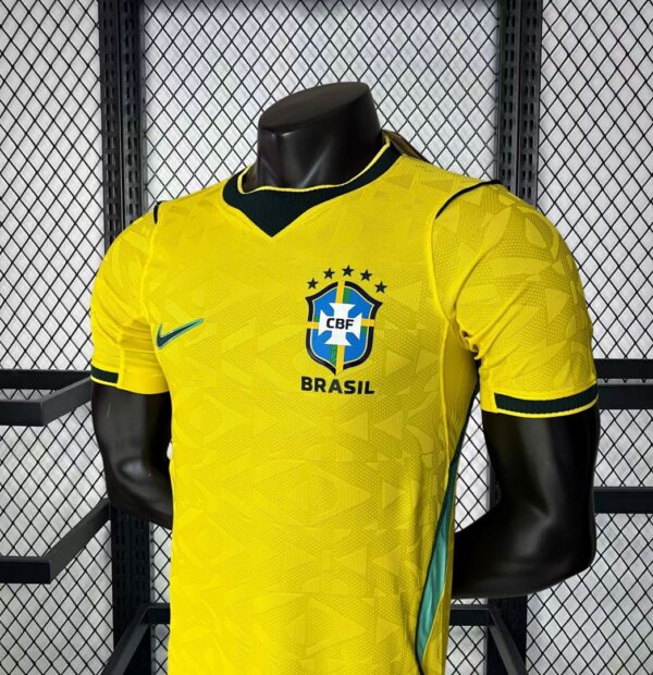 Camiseta Brasil Mundial 2026 Local Manga Larga Version Jugador - detalle