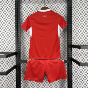 Camiseta Suiza 2026 Local - detalle de la bandera suiza