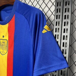 Camiseta España 2024/25 Pre-partido - detalle