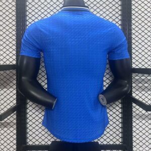 Camiseta Argentina Mundial 2026 Local - detalle cuello y patrón lateral
