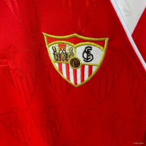 Camiseta Sevilla FC Retro Local - detalle etiqueta y hombro