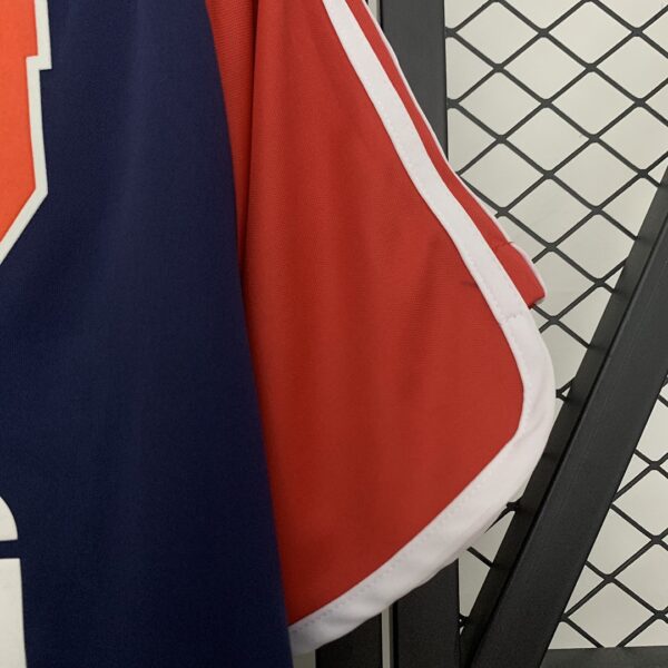 Camiseta Universidad de Chile 2001/2002 Retro Local - detalle patrocinador LG