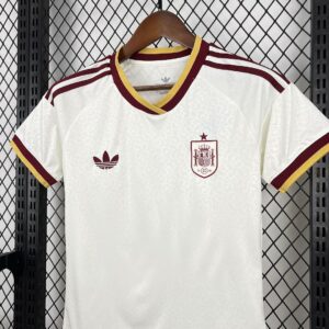 Camiseta España 2026 Local Mujer - detalle cuello y Adidas