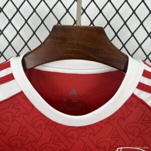 Camiseta Arsenal 2023/24 Local - detalle cuello y hombro