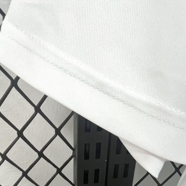 Camiseta Inglaterra 2026 Local Arquero - detalle manga izquierda