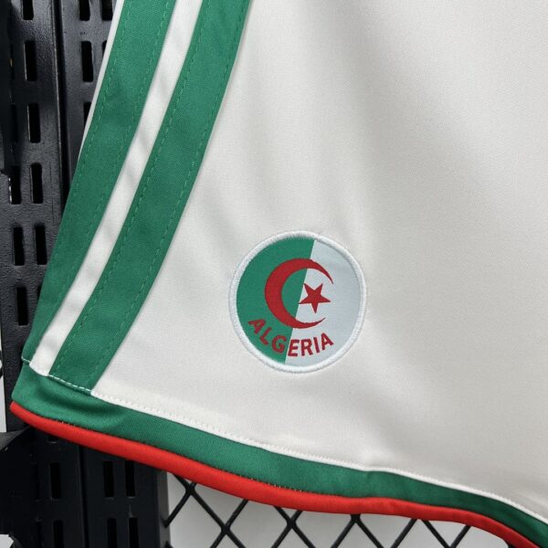 Camiseta Argelia 2026 Visita Version Jugador - detalle del cuello y logo Adidas