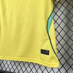 Camiseta Brasil 2026 Local - detalle cuello