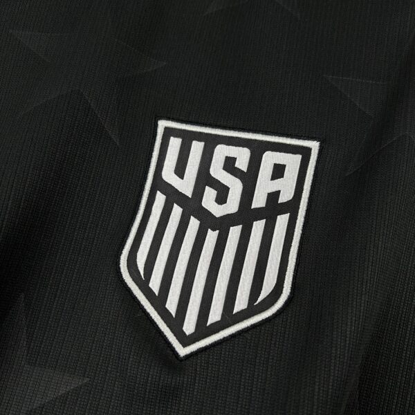 Camiseta Estados Unidos 2026 Visita Mujer - detalle del logo Nike
