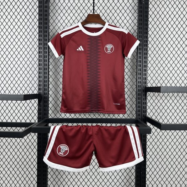 Camiseta Qatar Mundial 2026 Local Niño - detalle