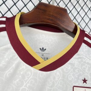 Camiseta Turkiye 2026 Local - detalle logo Adidas