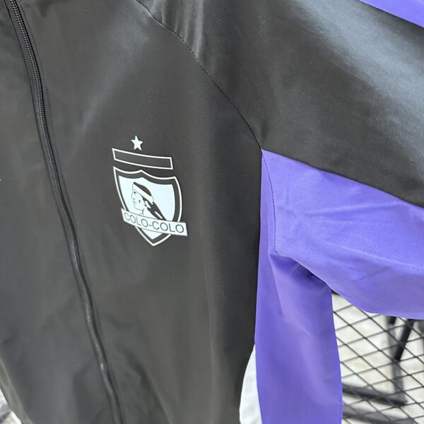 Cortavientos Colo-Colo - detalle lateral