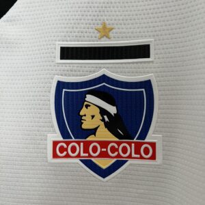 Camiseta Colo-Colo 2024/25 Local Mujer - detalle cuello y hombro