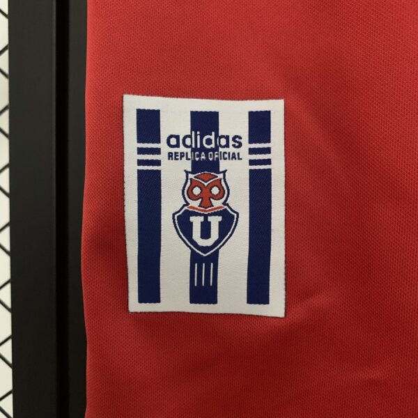 Camiseta Universidad de Chile 2001/02 Retro Visita - detalle
