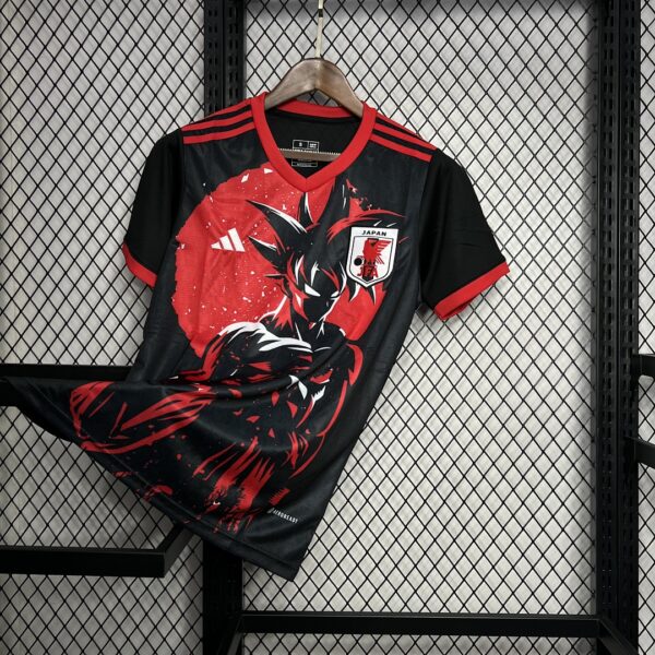 Camiseta Japón 2024/25 Kakarotto Local - detalle logo Adidas