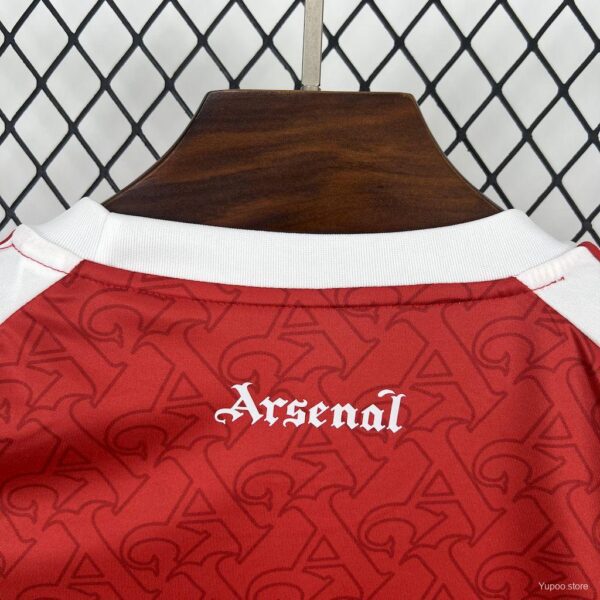 Camiseta Arsenal 2023/24 Local - detalle frontal superior