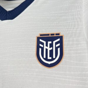 Camiseta Ecuador 2026 Local Nino - detalle