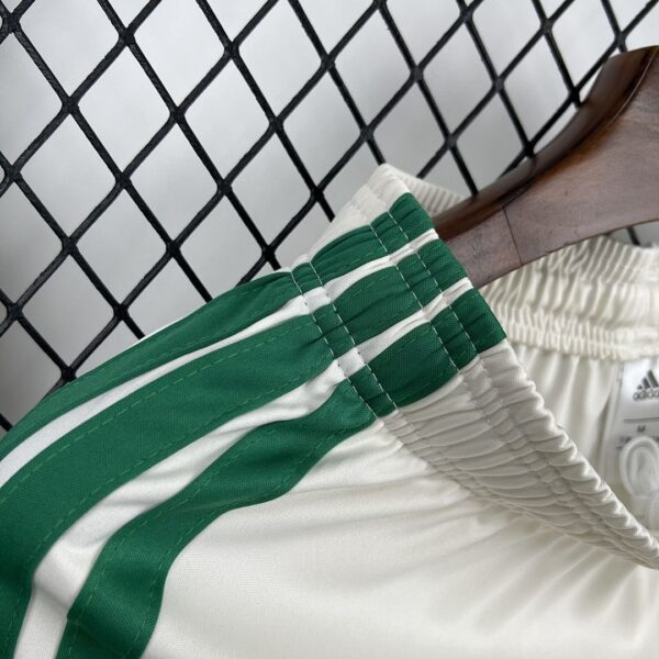 Camiseta Argelia 2026 Visita Version Jugador - detalle de las franjas laterales
