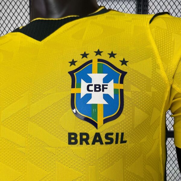 Camiseta Brasil Mundial 2026 Local Manga Larga Version Jugador - detalle