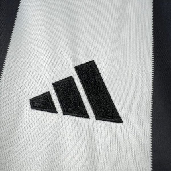 Camiseta Colo Colo 2025/26 Edición Especial - detalle
