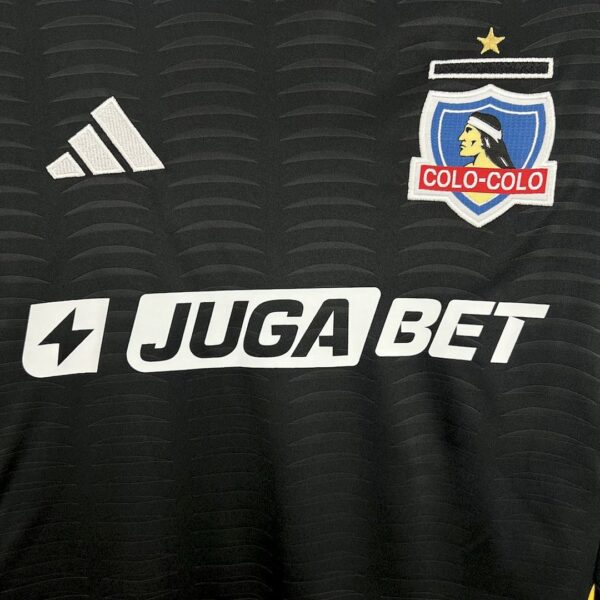 Camiseta Colo Colo 2025/26 Visita - detalle parte inferior y tecnología Aeroready