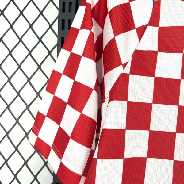 Camiseta Croacia 2026 Local Manga Larga - detalle patrón