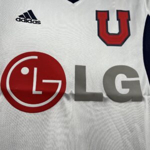 Camiseta Universidad de Chile 2003 Retro Visita - detalle costado derecho