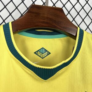 Camiseta Brasil 2026 Local - detalle