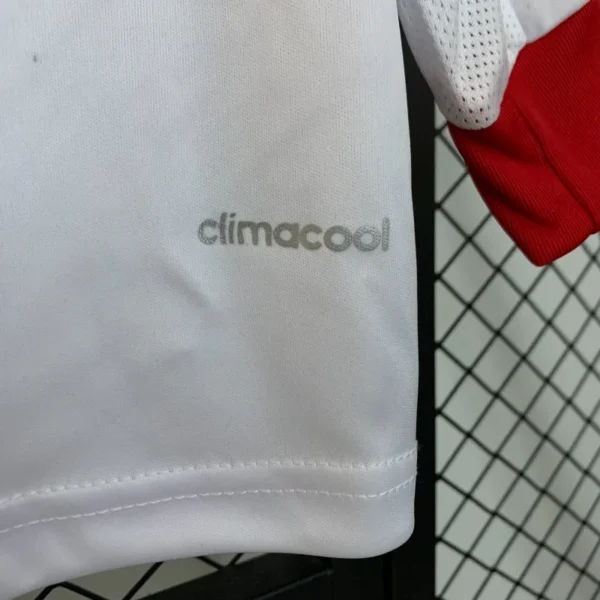 Camiseta River Plate 2013 Retro Manga Larga Local - detalle