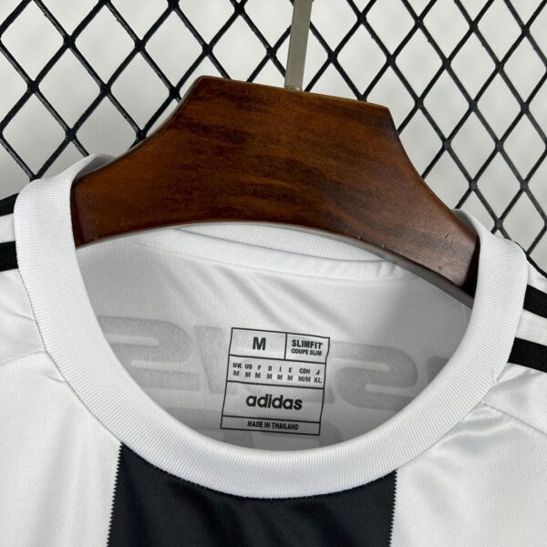 Camiseta Colo Colo 2025/26 Edición Especial - detalle