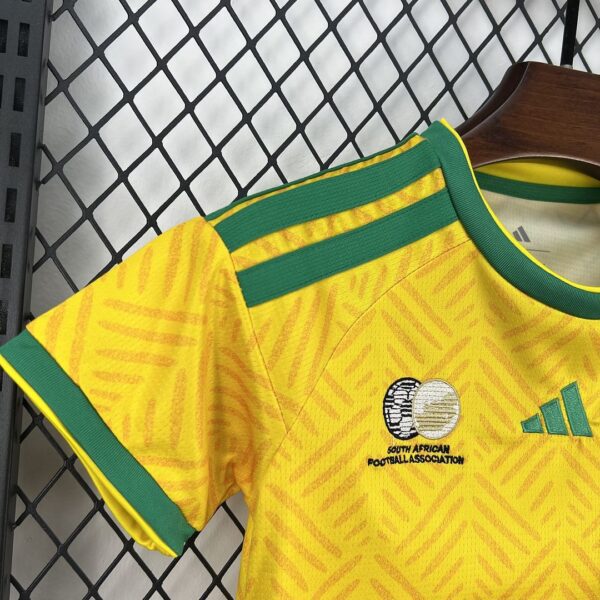 Camiseta Sudáfrica 2026 Local Niño - detalle logo Adidas
