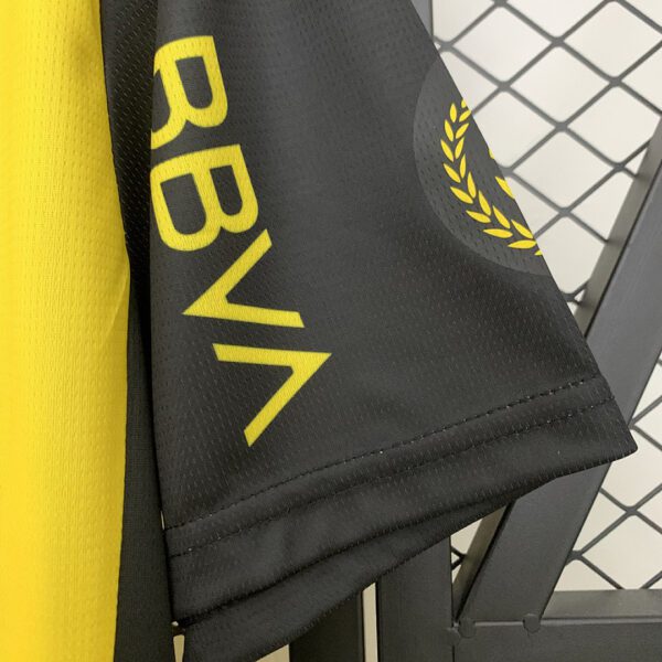 Camiseta Peñarol 2025/26 Local - detalle